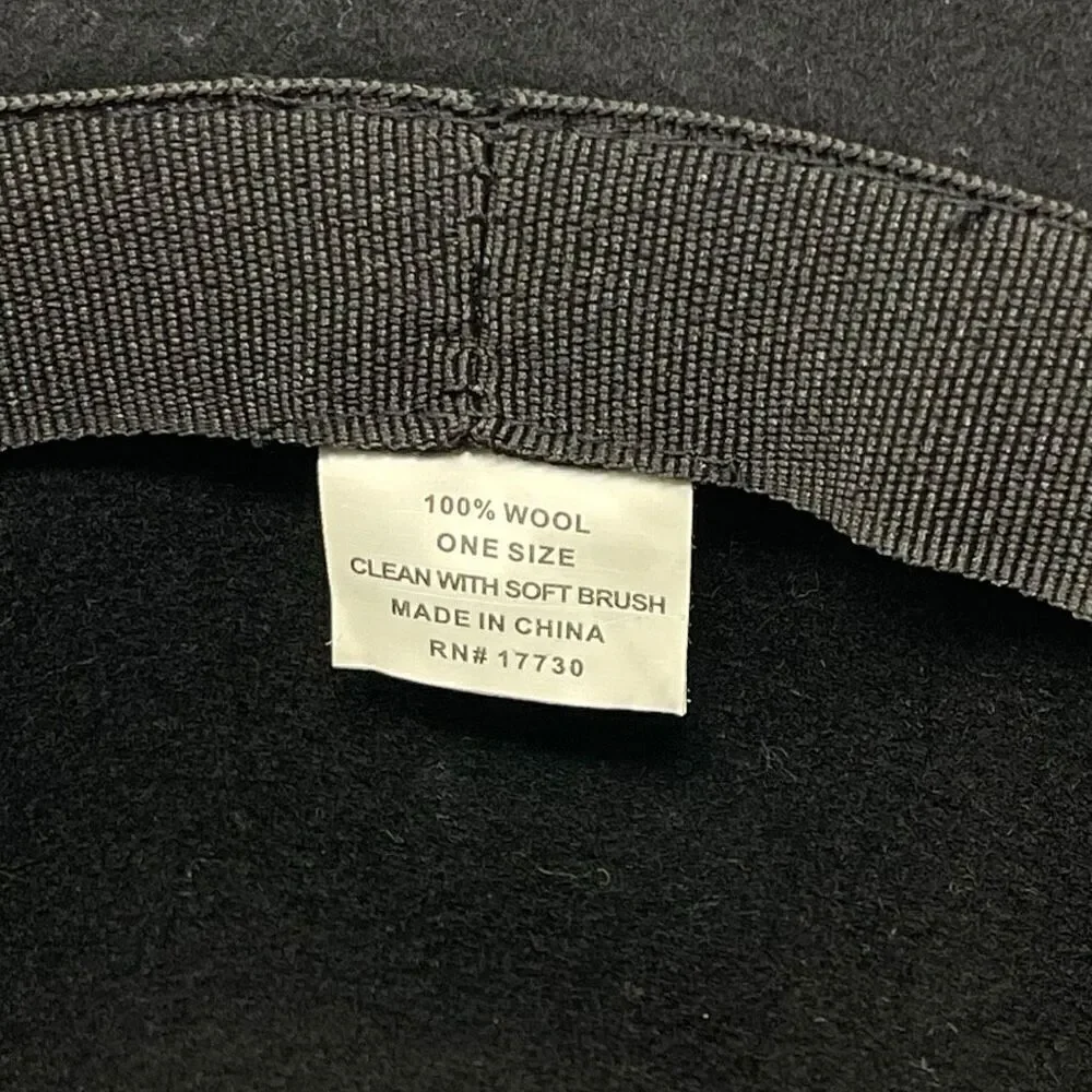 Riviera black cloche